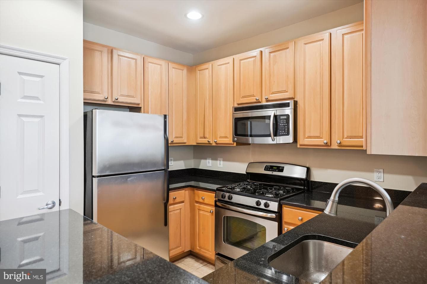 2465 Army Navy Drive #1-306 photo 4