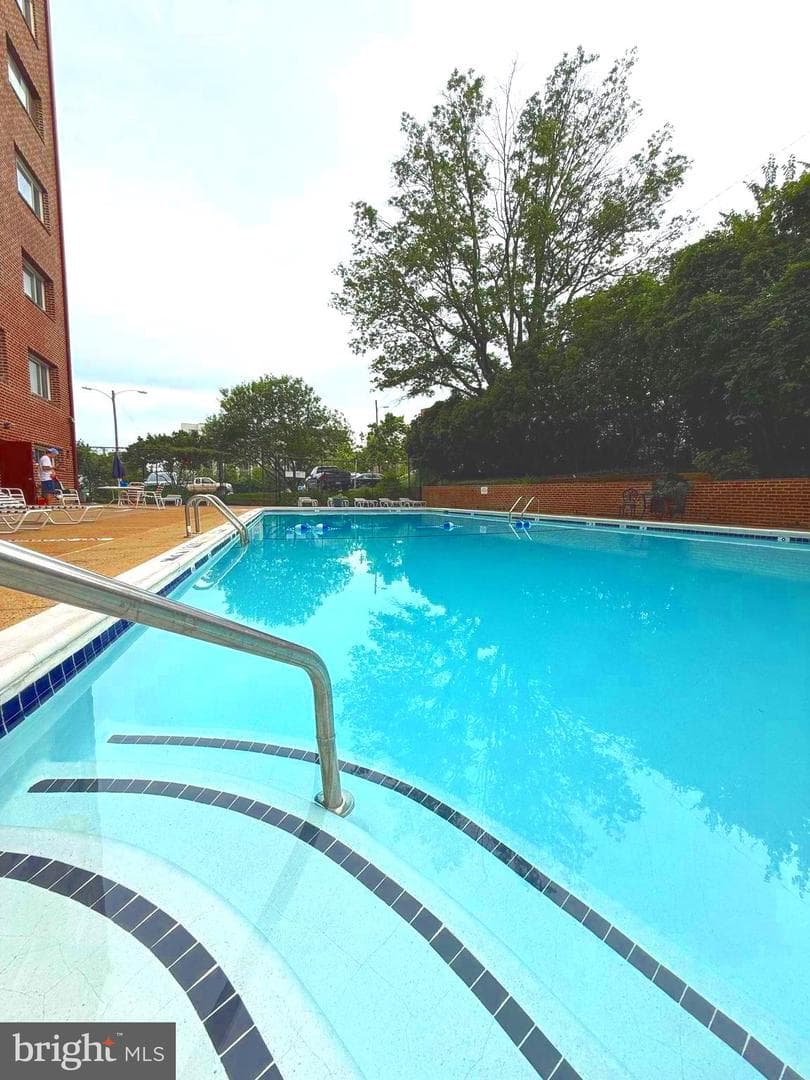 1830 Columbia Pike #207 photo 19