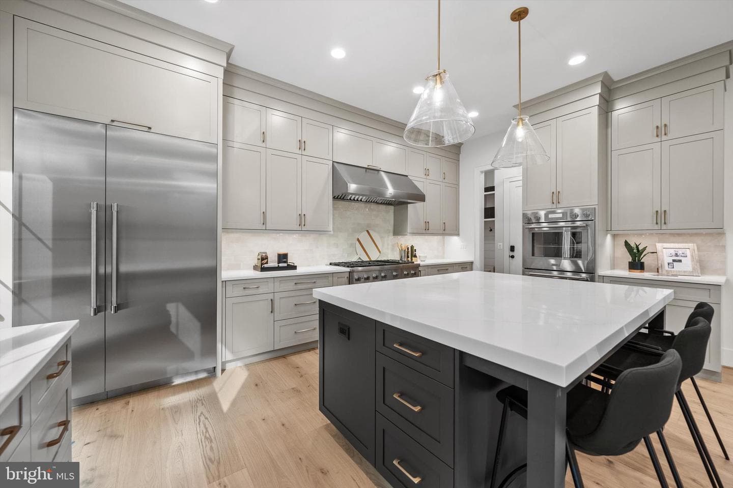 6807 Williamsburg Boulevard photo 15