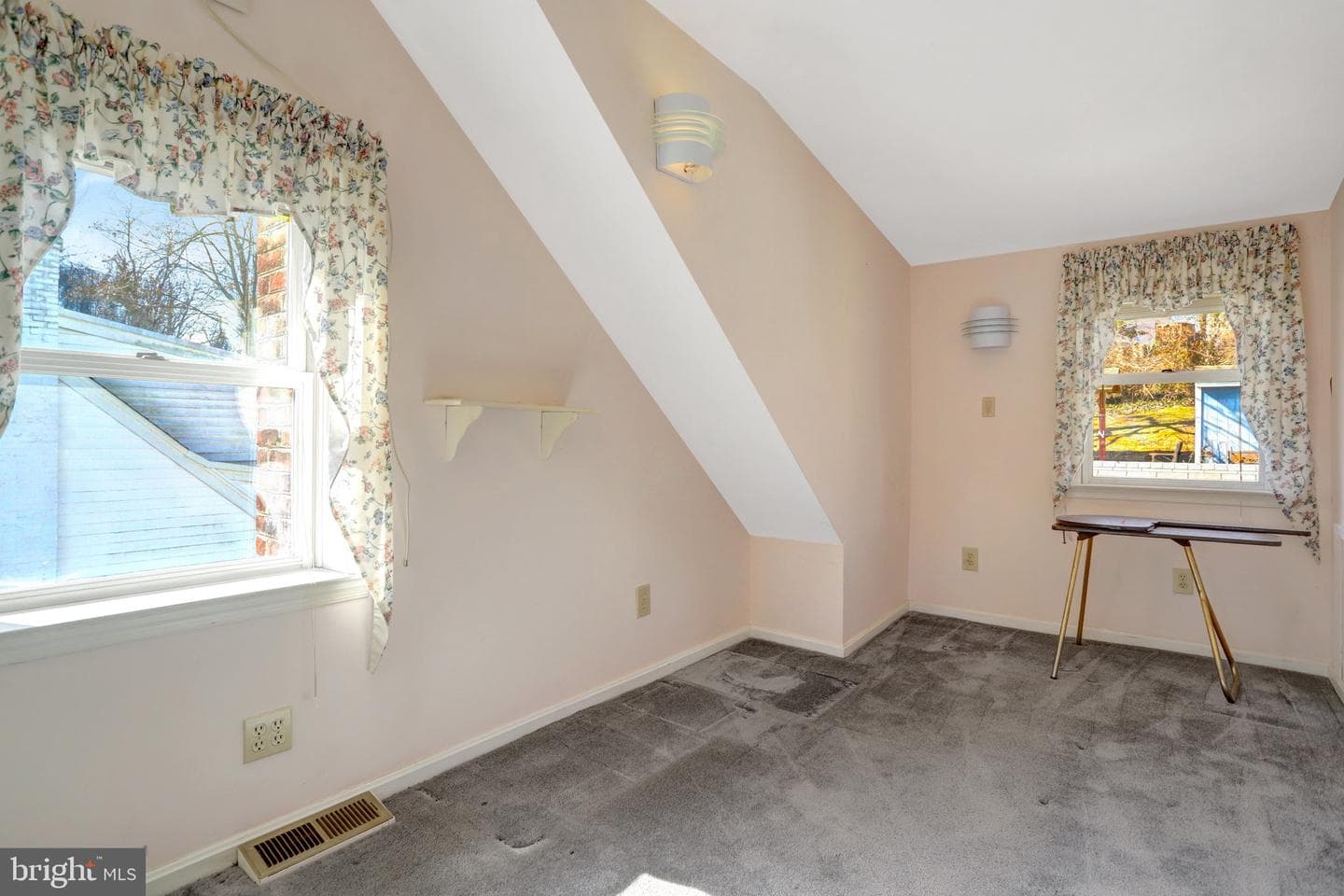 1404 N Powhatan Street photo 25
