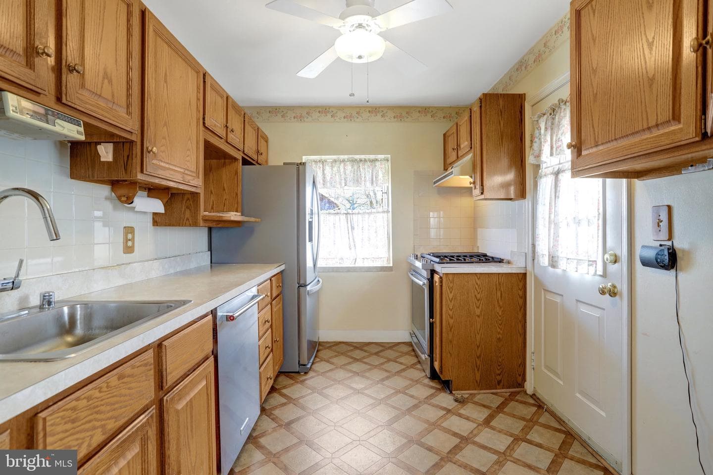 1404 N Powhatan Street photo 9