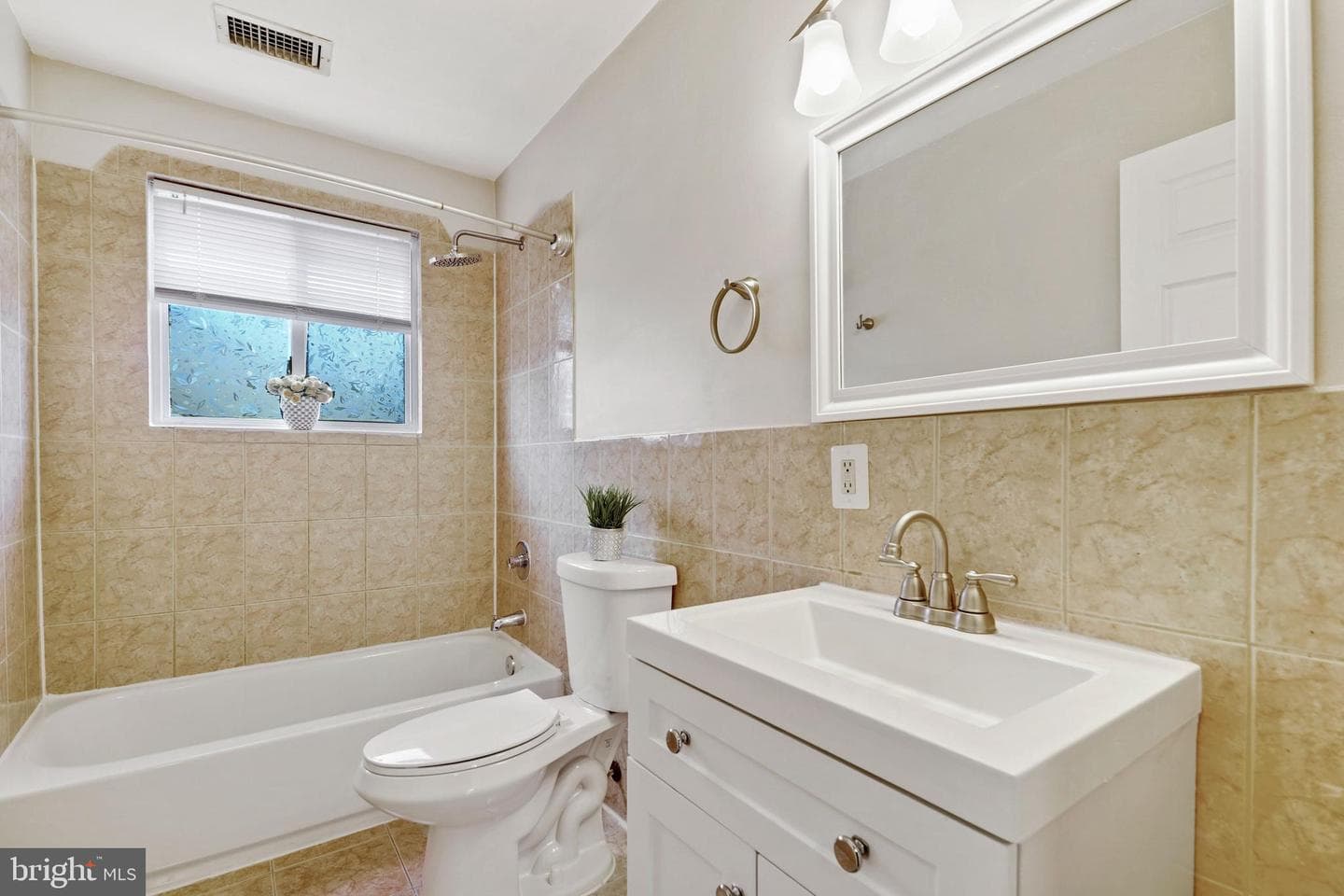1805 S Pollard Street photo 39