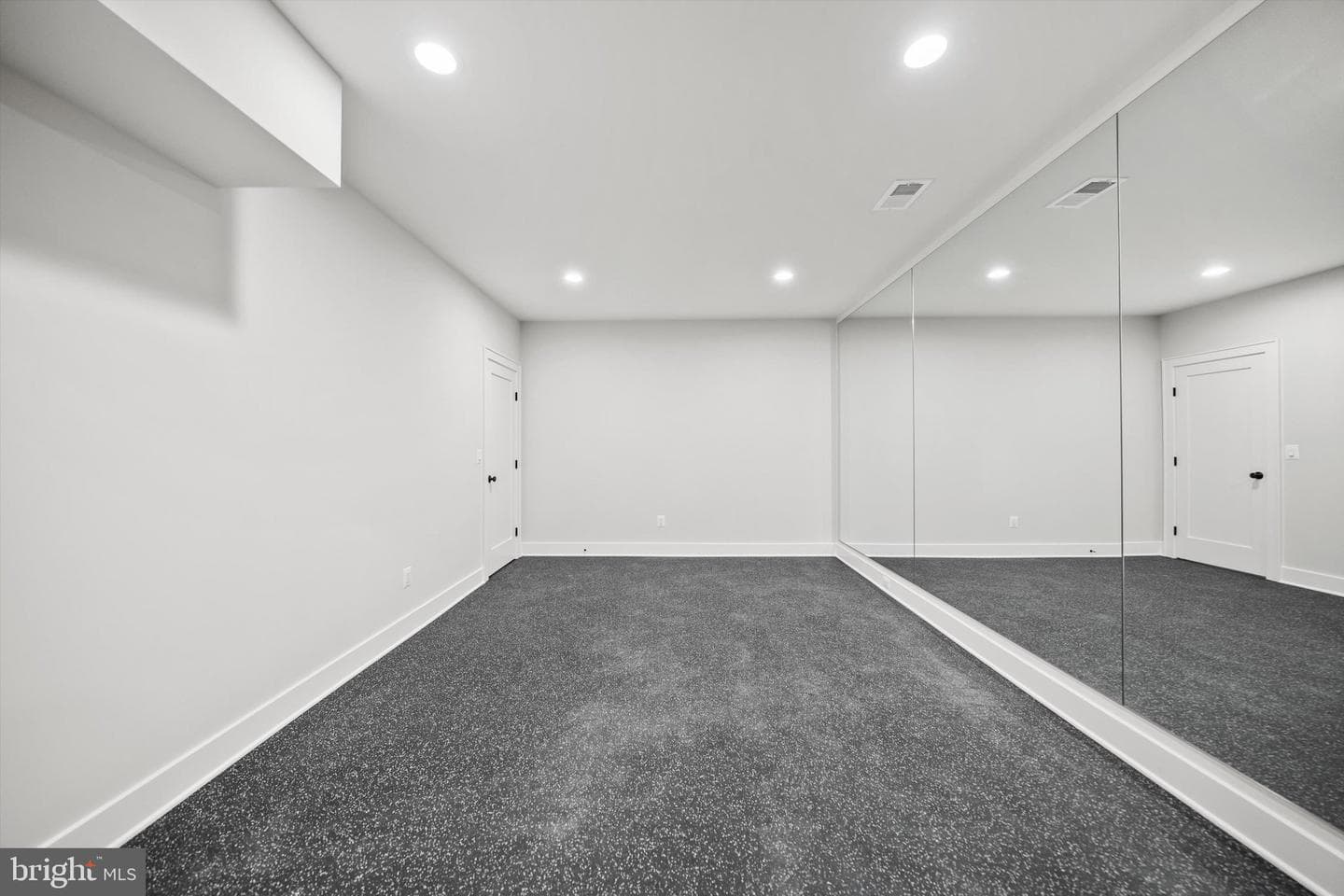 6807 29th Street N photo 30