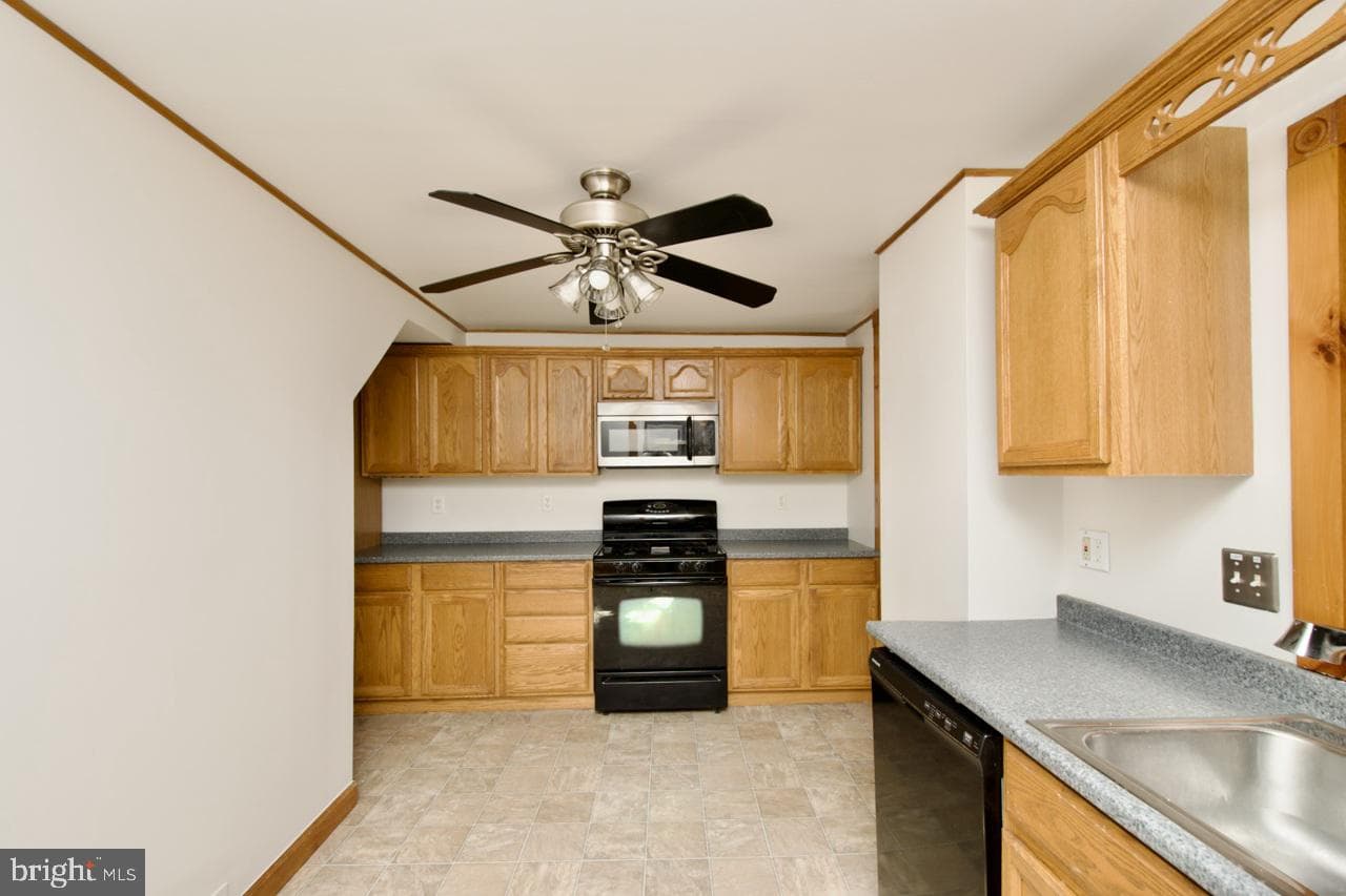 2727 S Cleveland Street photo 7
