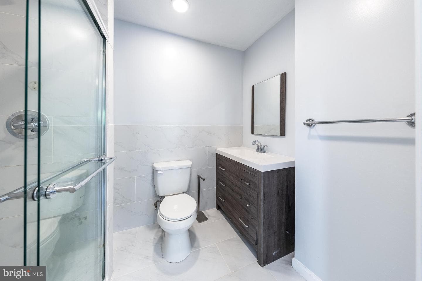2822 Lorcom Lane photo 38