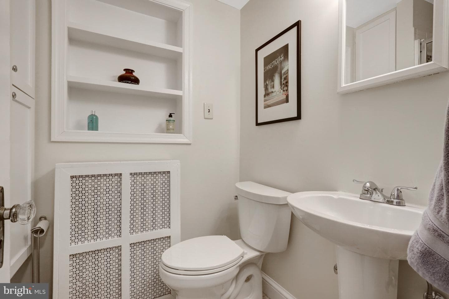2517 N Jefferson Street photo 15