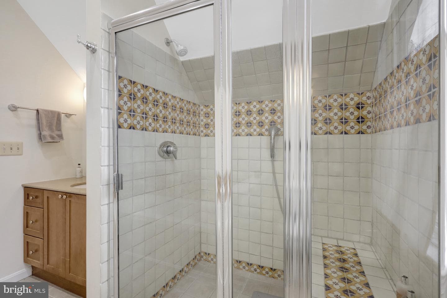 2517 N Jefferson Street photo 22