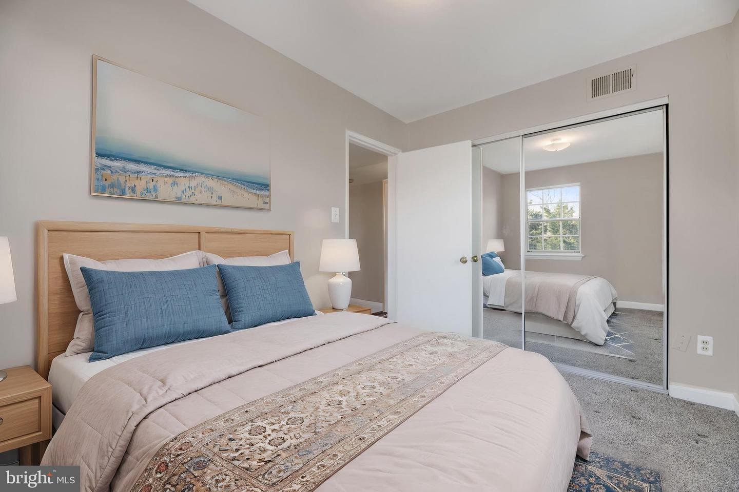 2104 N Scott Street #33 photo 7