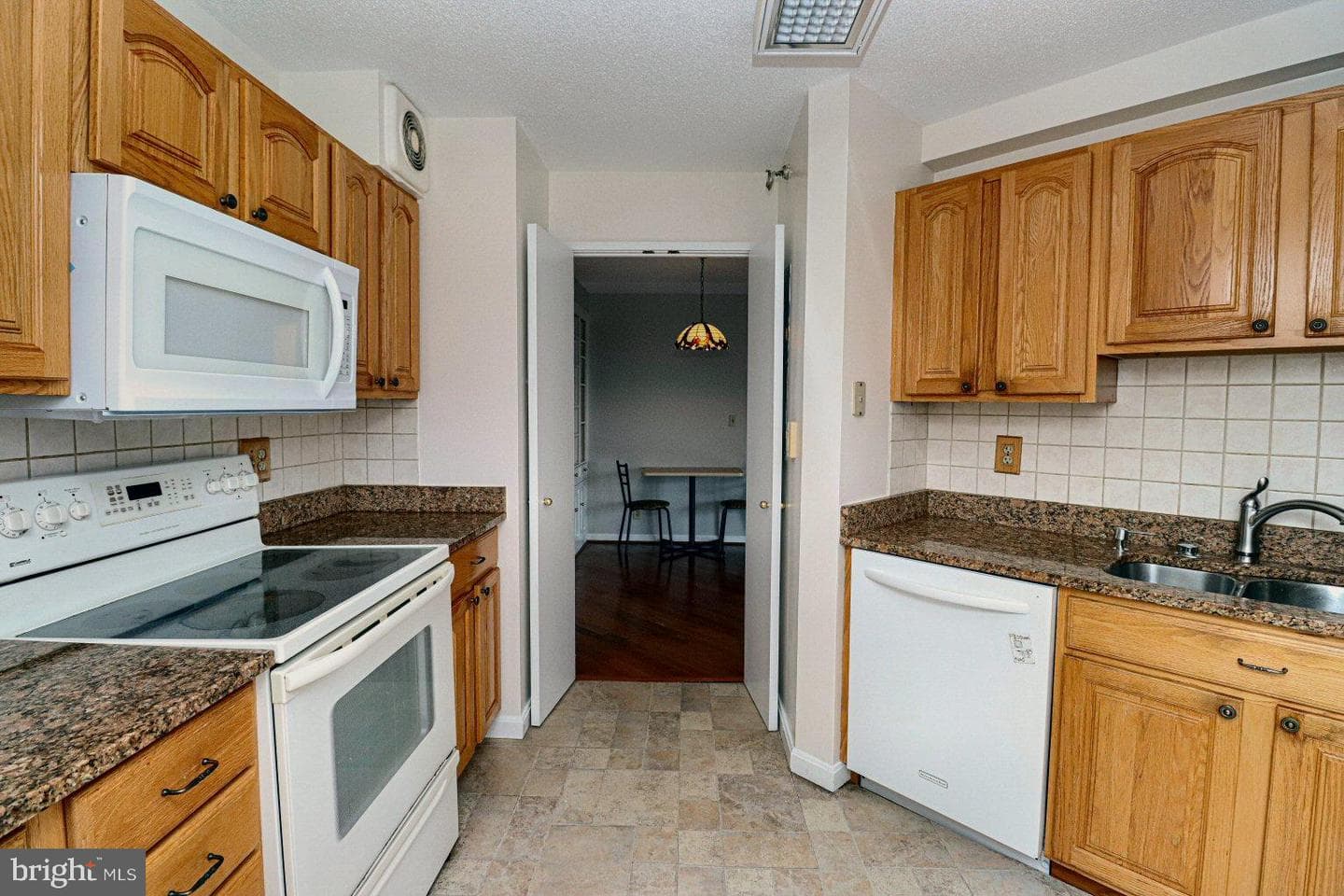 900 N Stafford #1408 photo 4