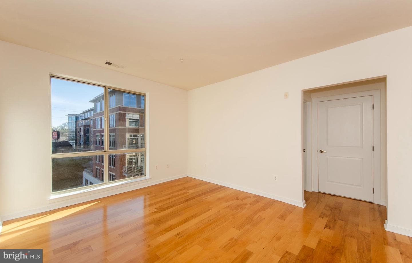 2200 N Westmoreland Street #401 photo 16