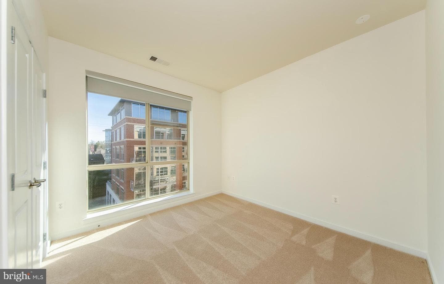 2200 N Westmoreland Street #401 photo 22