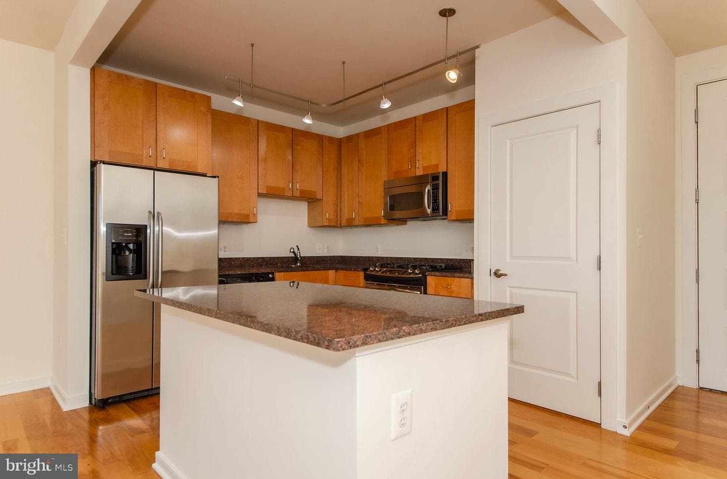 2200 N Westmoreland Street #401 photo 9