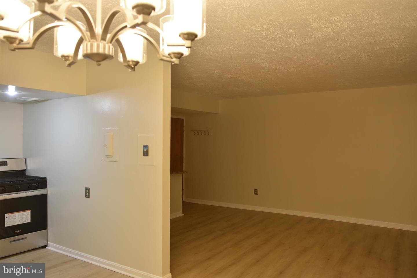 1503 S George Mason Drive #2 photo 3