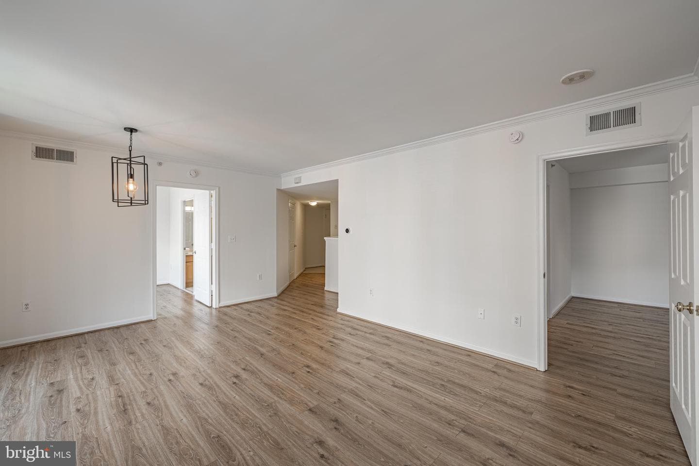 3835 N 9th Street N #709w photo 15