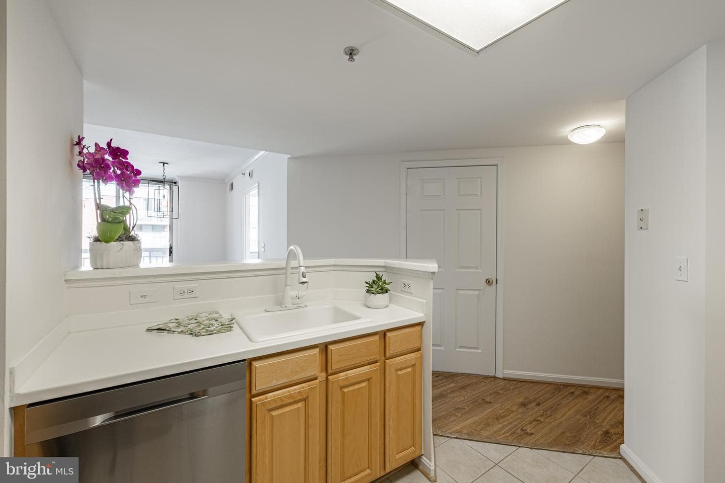 3835 N 9th Street N #709w photo 7