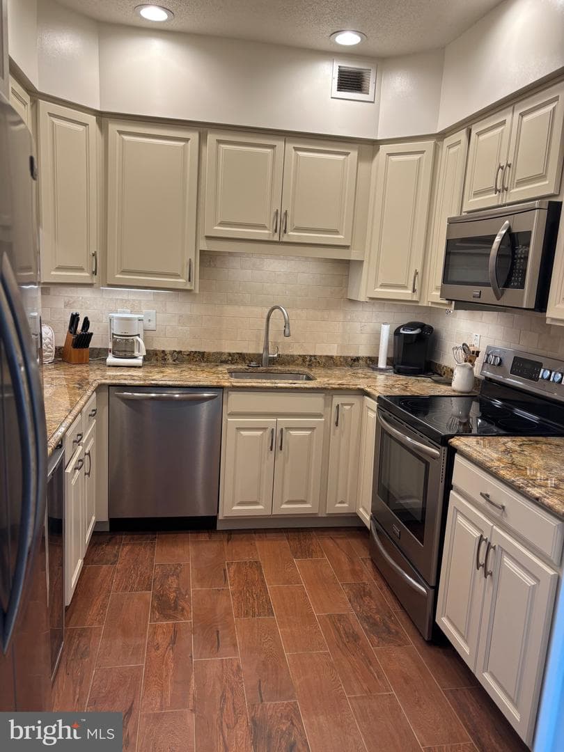 1805 S Crystal Drive #1109s photo 3