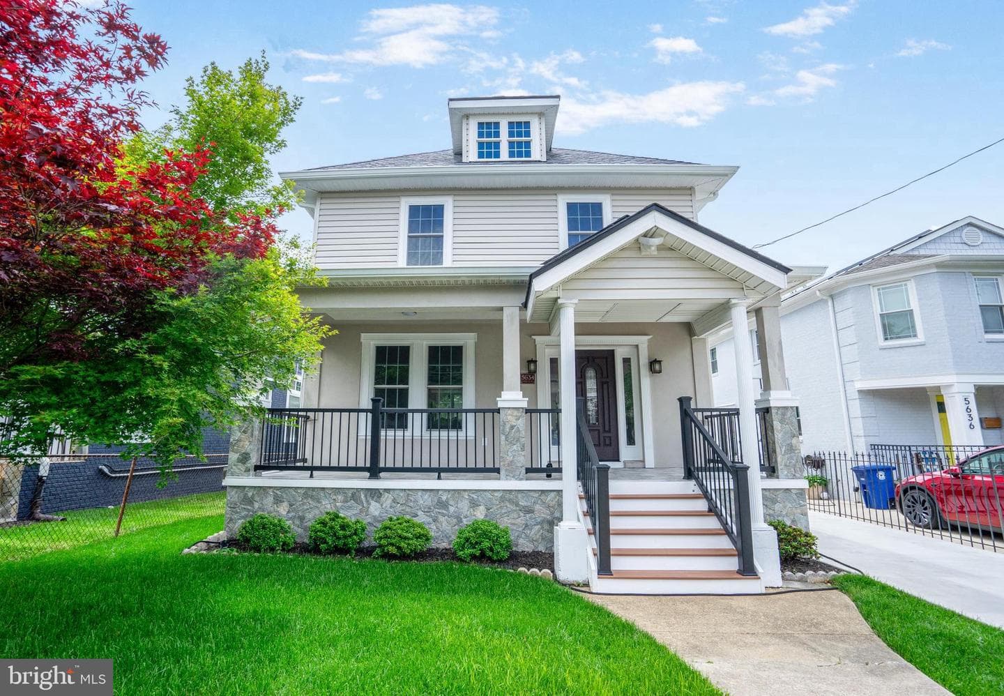 5634 6th Street N photo 1
