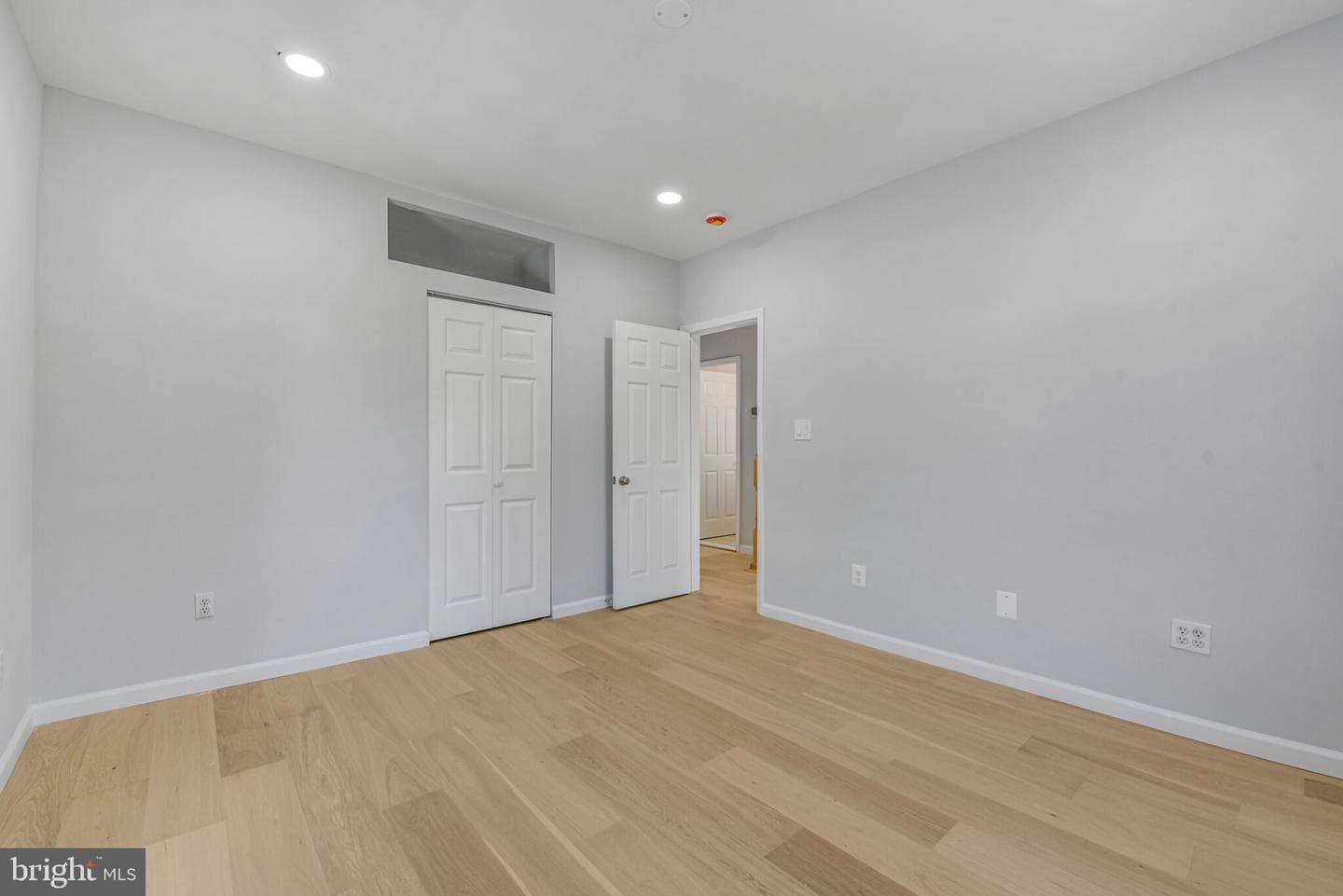 5634 6th Street N photo 32