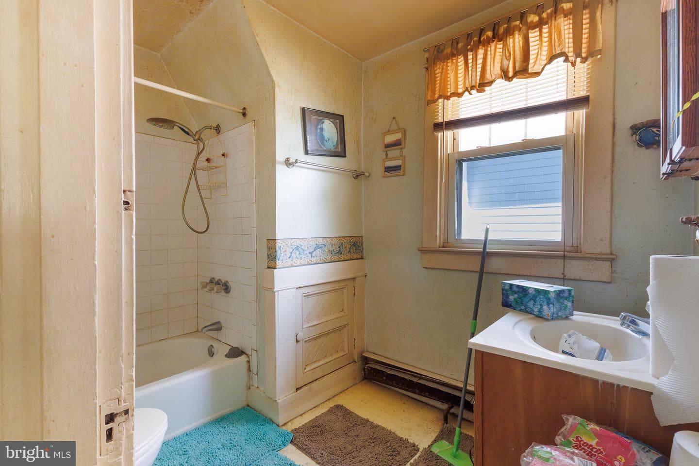 1715 S Kent Street photo 4