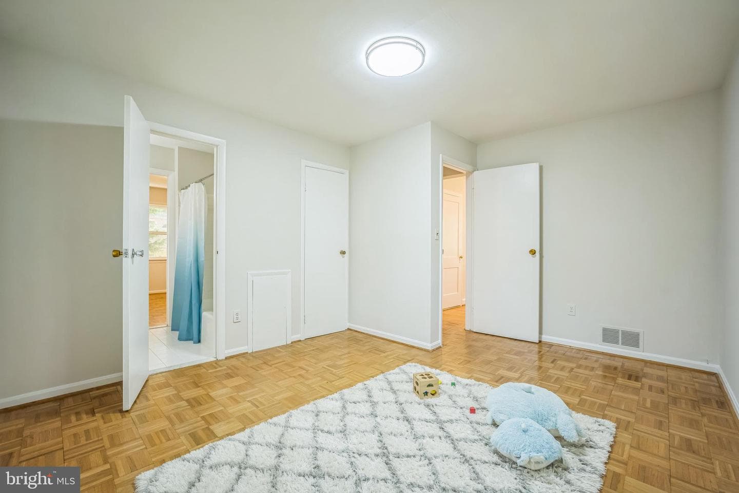 6105 26th Street N photo 18