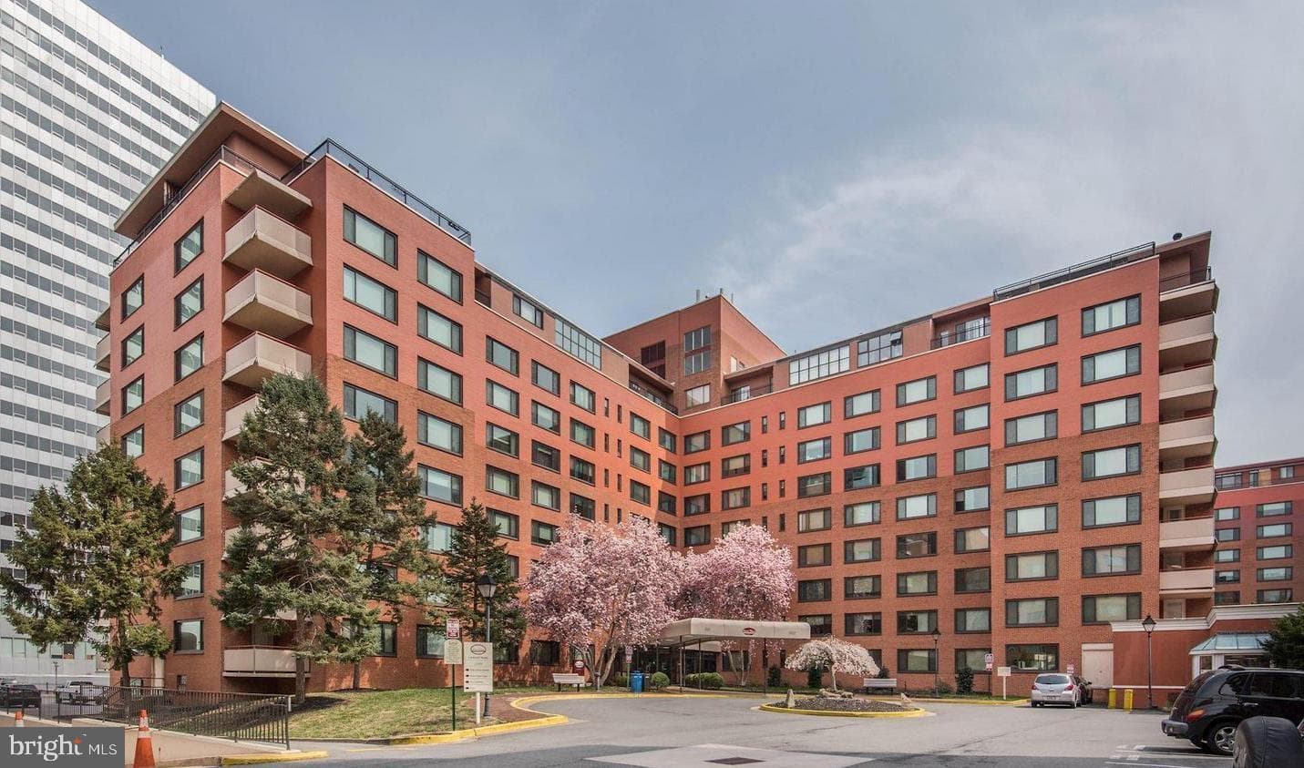 1021 Arlington Boulevard #928