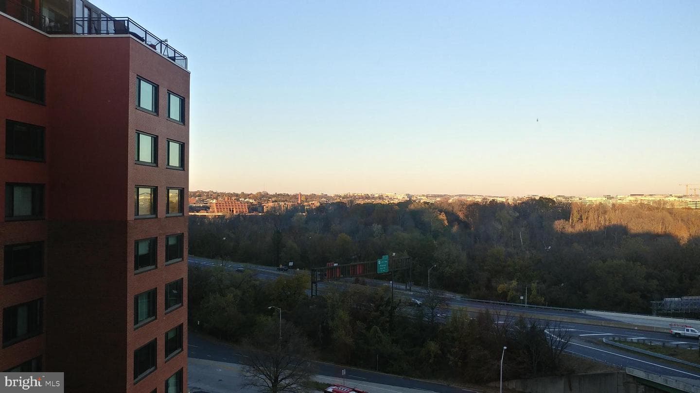 1021 Arlington Boulevard #928 photo 13