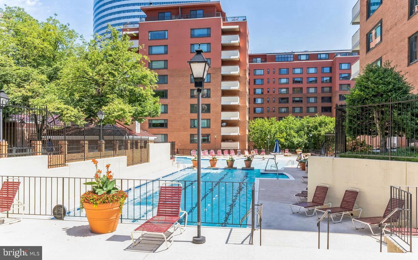 1021 Arlington Boulevard #928 photo 17