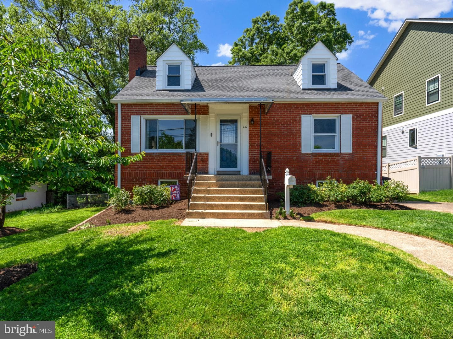 716 N Buchanan Street