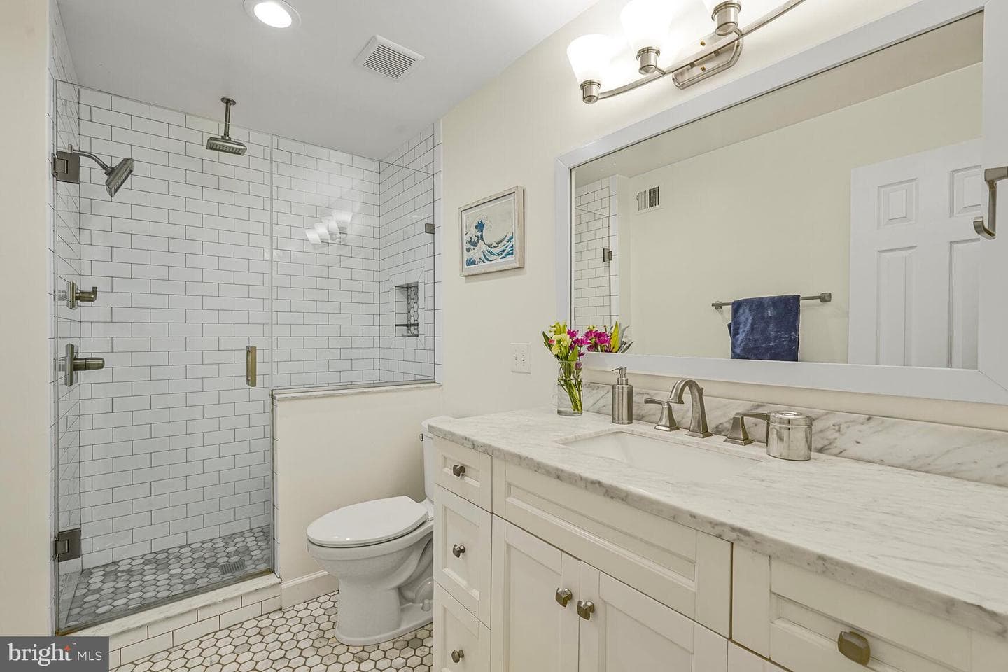 1036 N Randolph Street photo 10