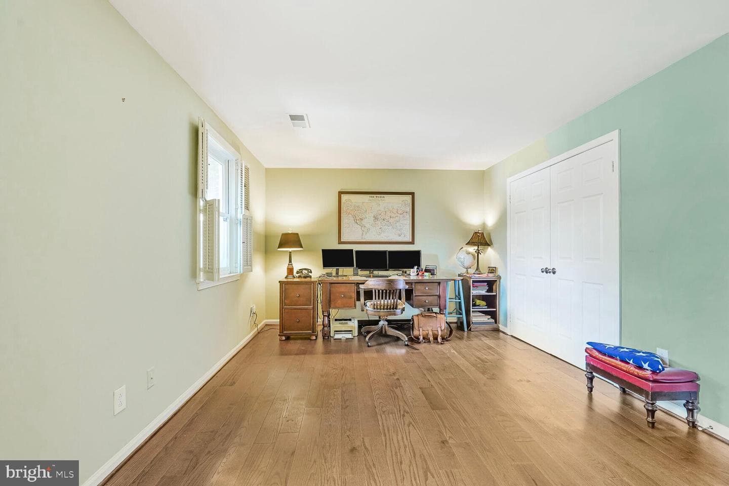 1036 N Randolph Street photo 12