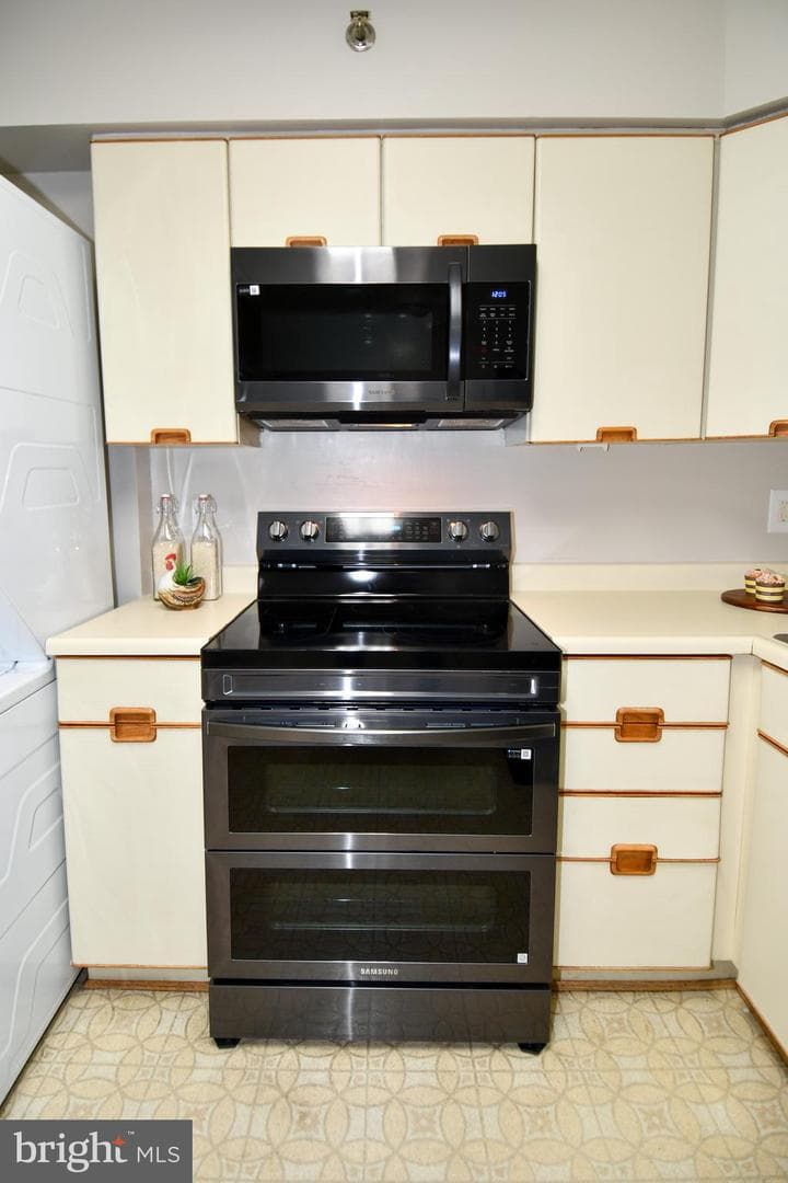 1805 Crystal Drive #301s photo 15