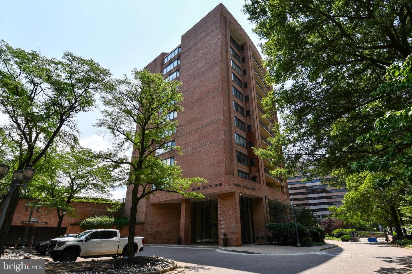 1805 Crystal Drive #301s photo 2