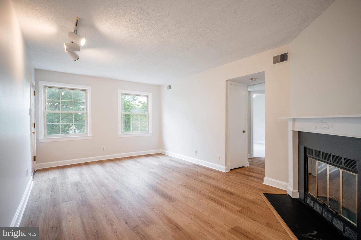 2509 Arlington Boulevard #201 photo 14