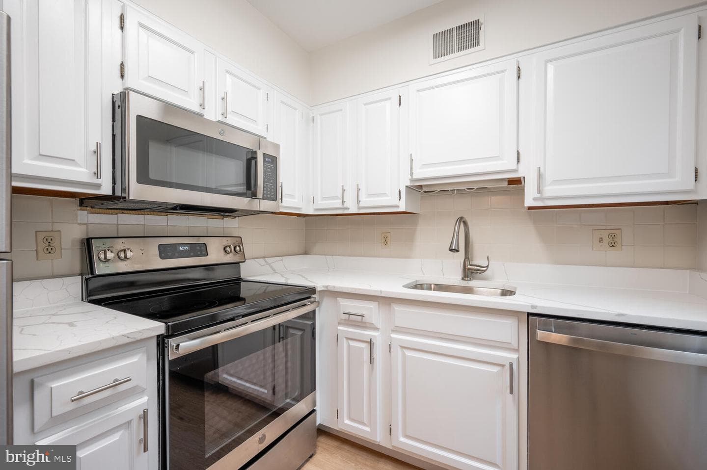 2509 Arlington Boulevard #201 photo 7