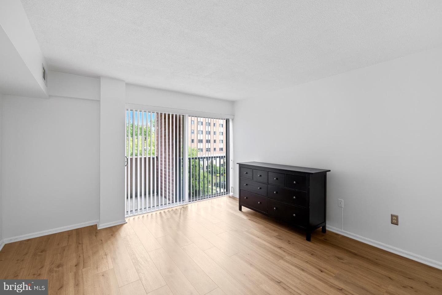 1300 Army Navy Drive #415 photo 17