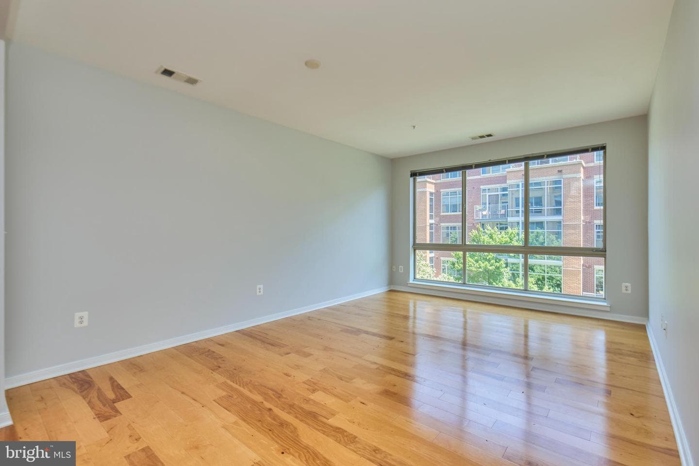 2200 N Westmoreland Street #330 photo 7