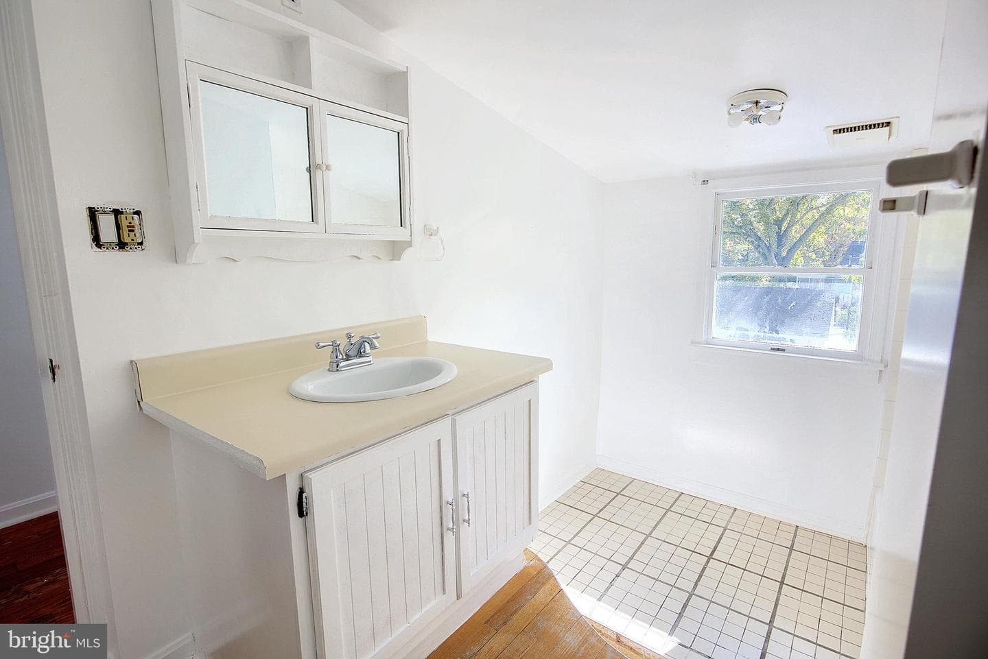 2530 18th Street N photo 25