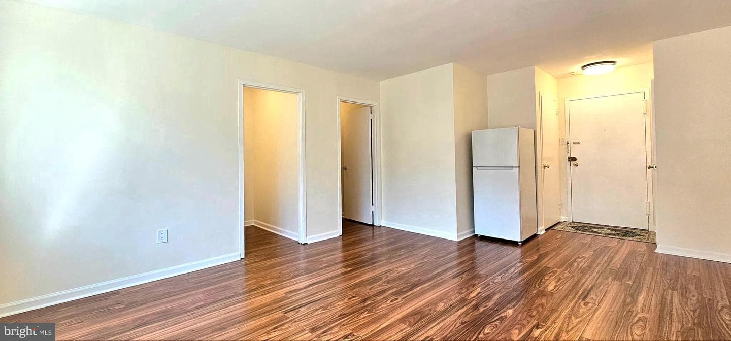 1121 Arlington Boulevard #937 photo 3