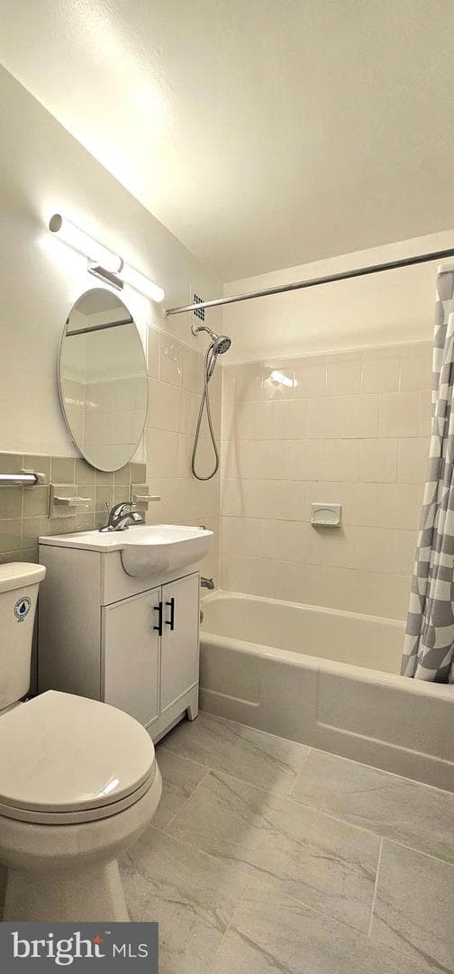 1121 Arlington Boulevard #937 photo 9