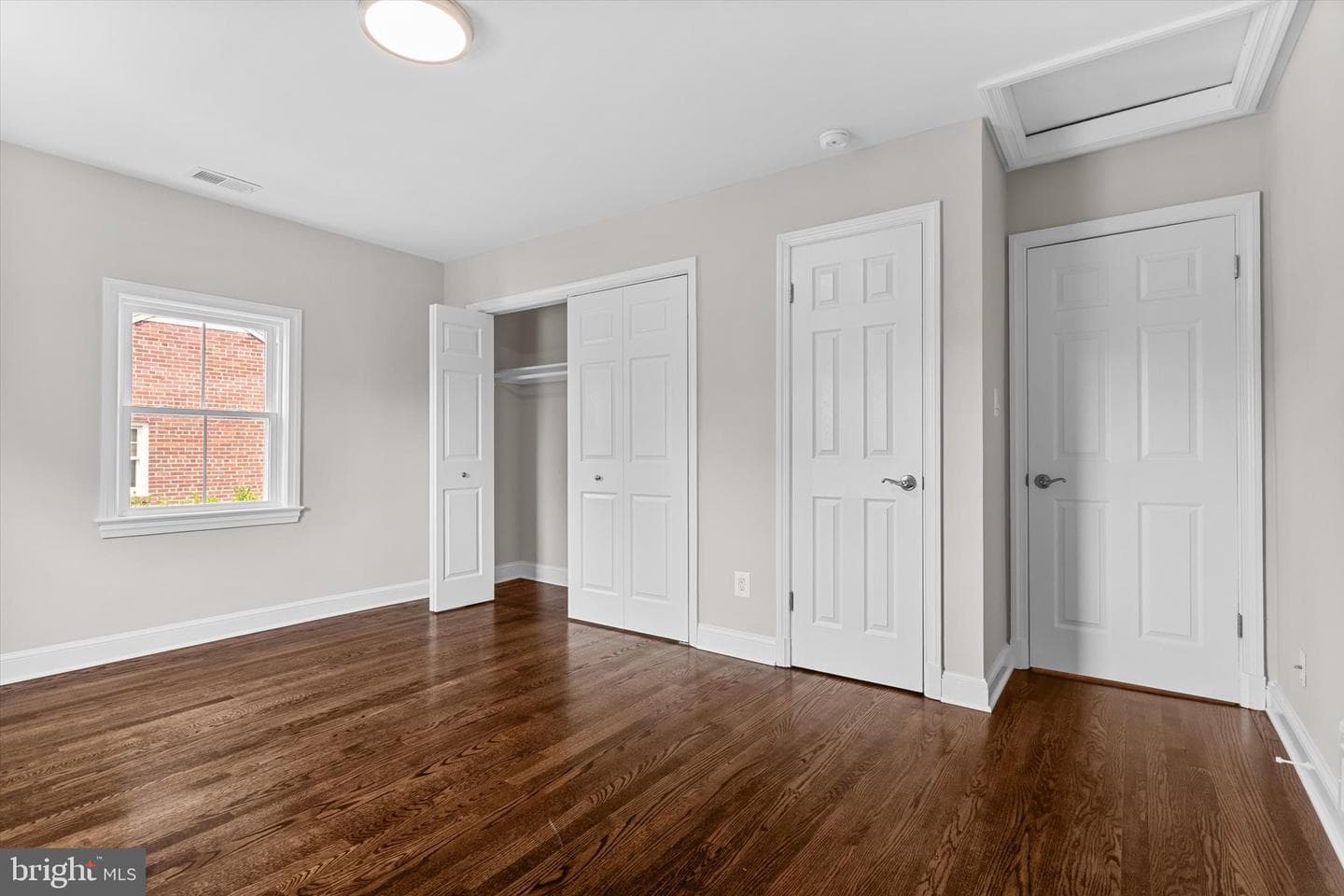 5141 10th Street N photo 21