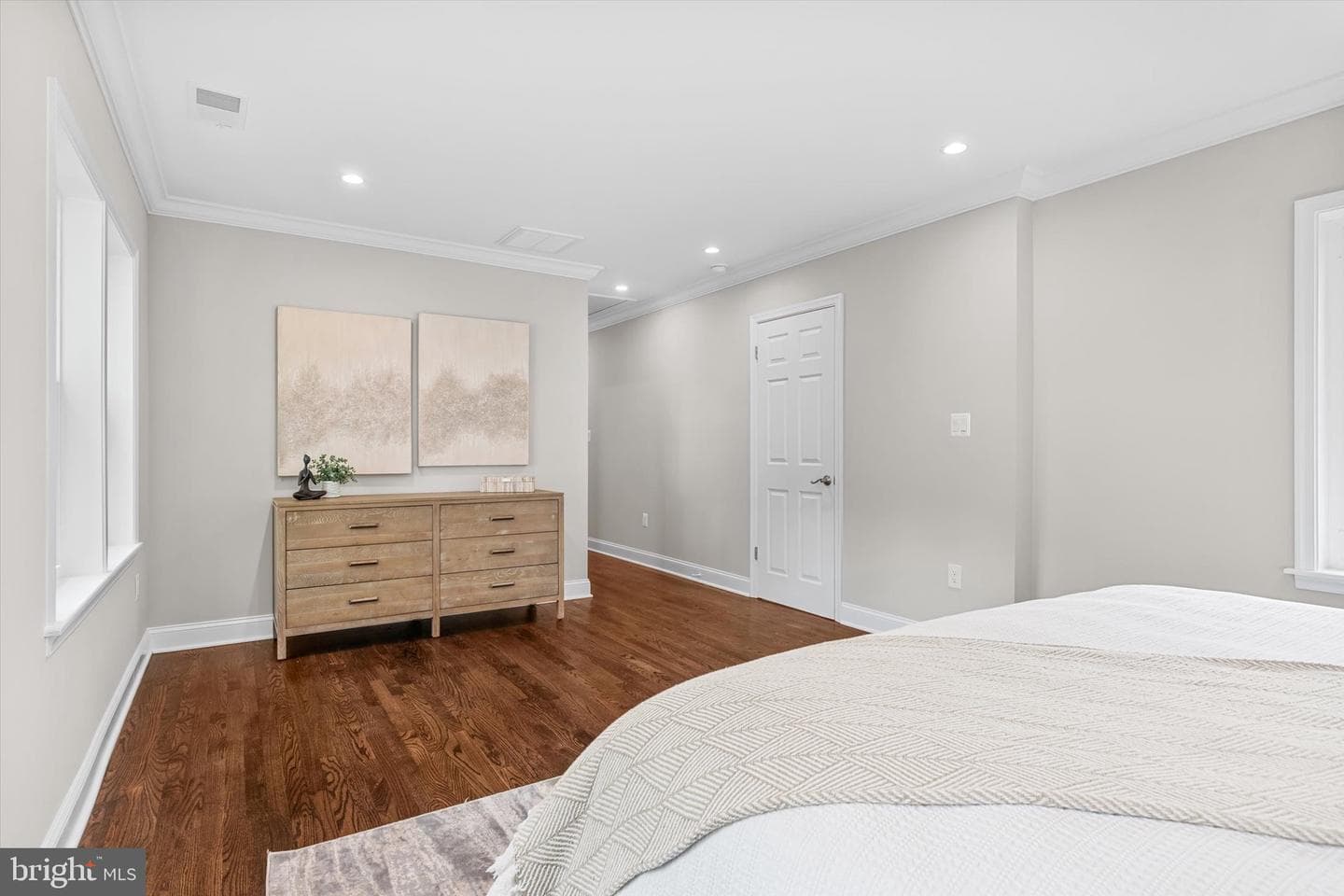 5141 10th Street N photo 25