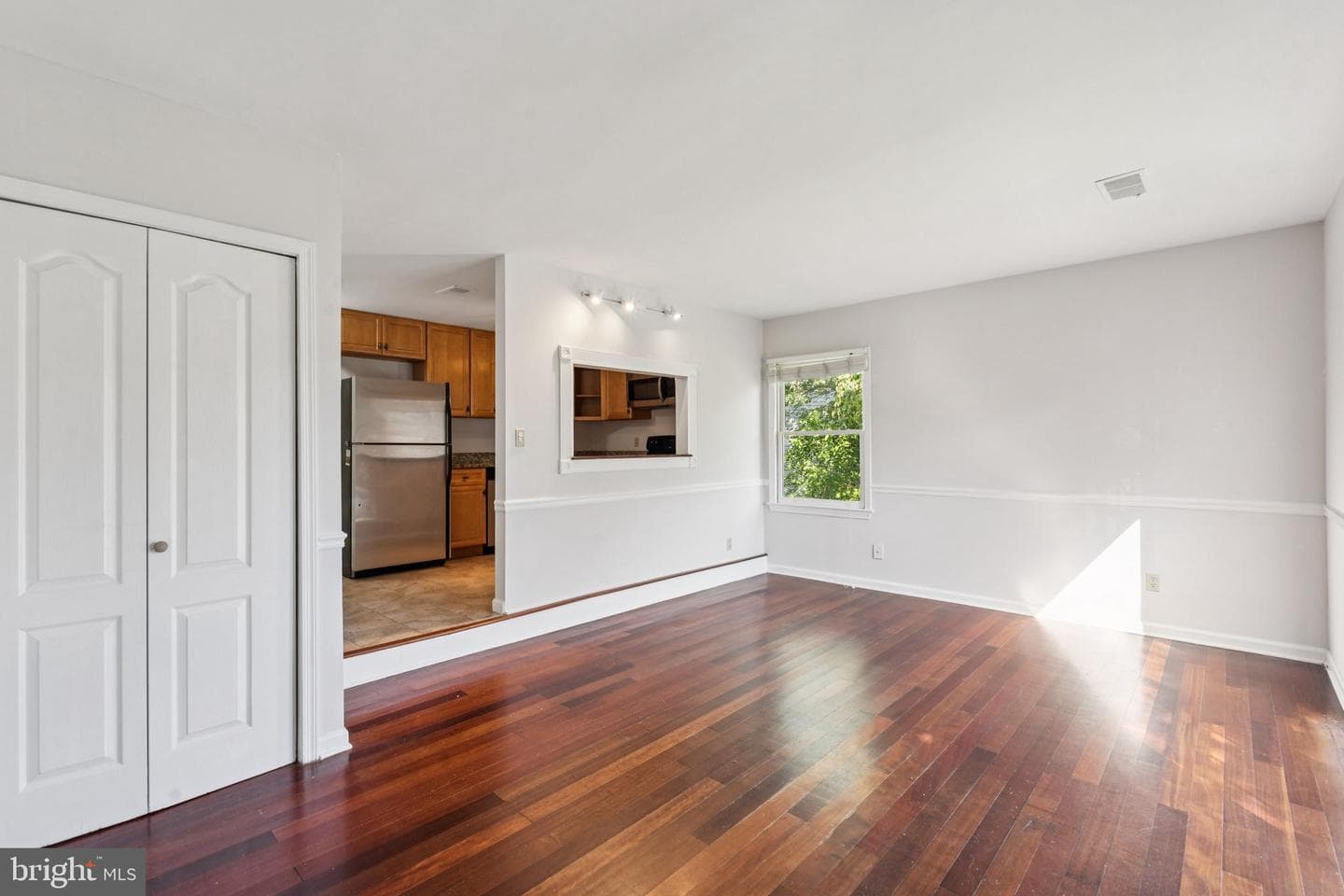 132 N Bedford Street #b photo 7