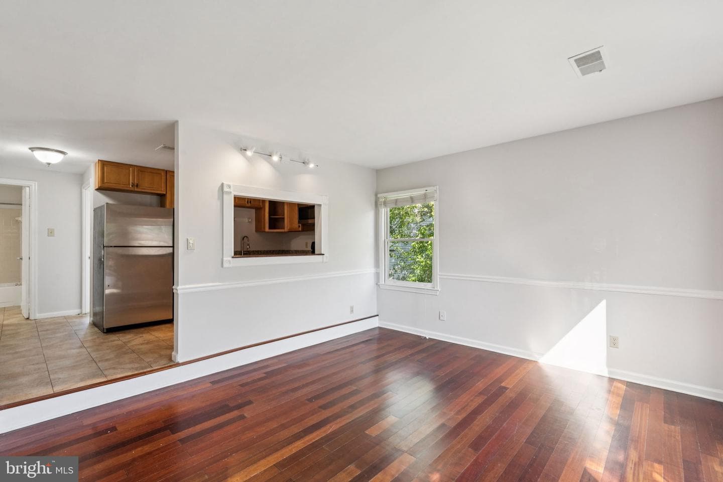 132 N Bedford Street #b photo 8