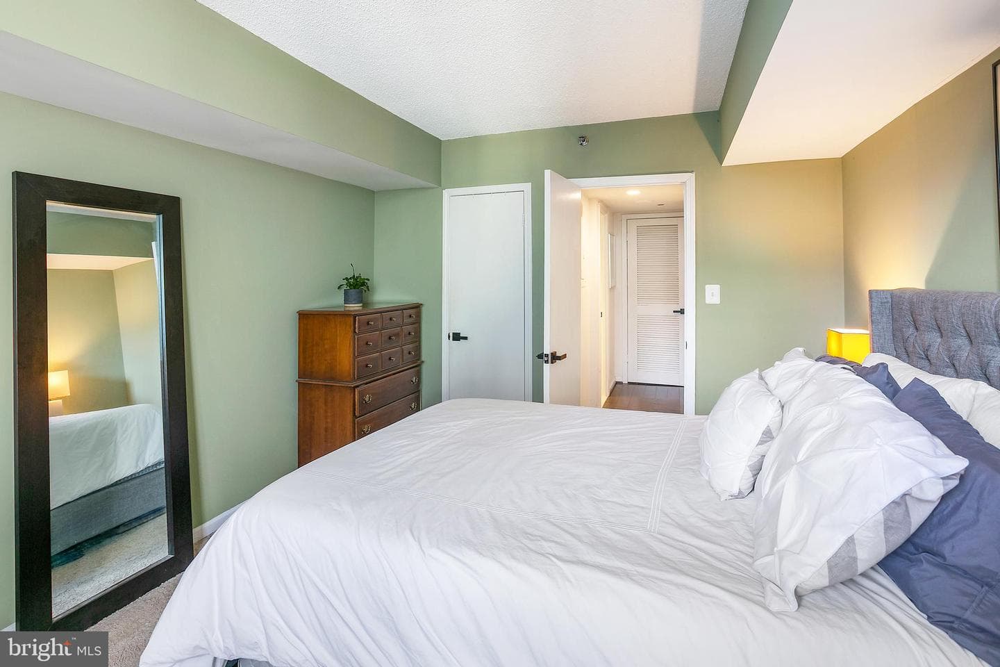 1001 N Randolph Street N #1020 photo 16