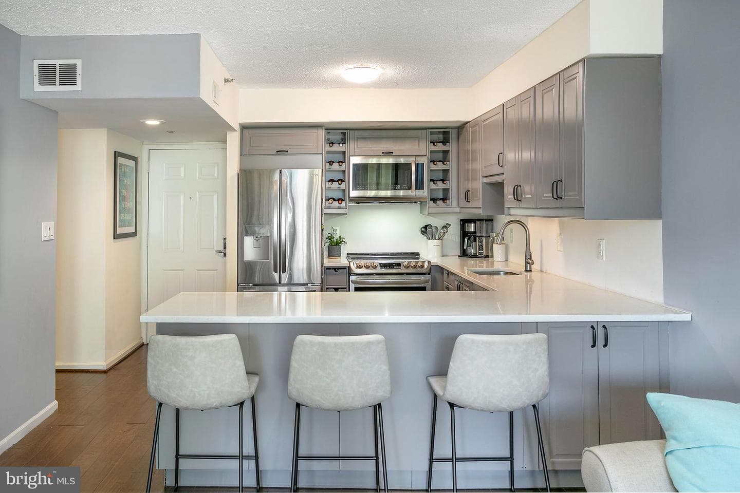 1001 N Randolph Street N #1020 photo 2