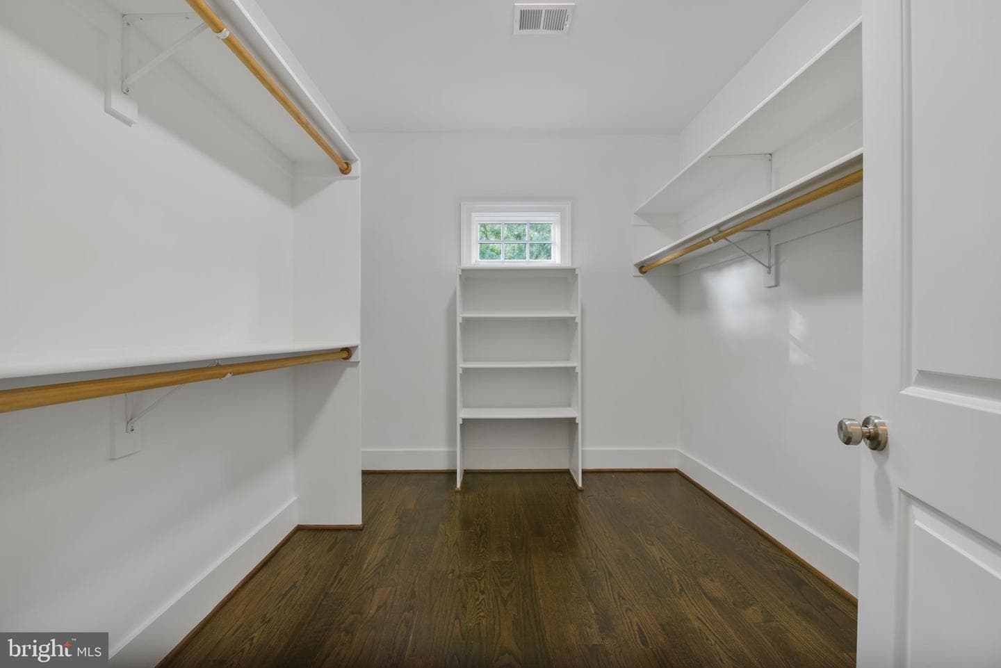 2311 N Albemarle Street photo 28