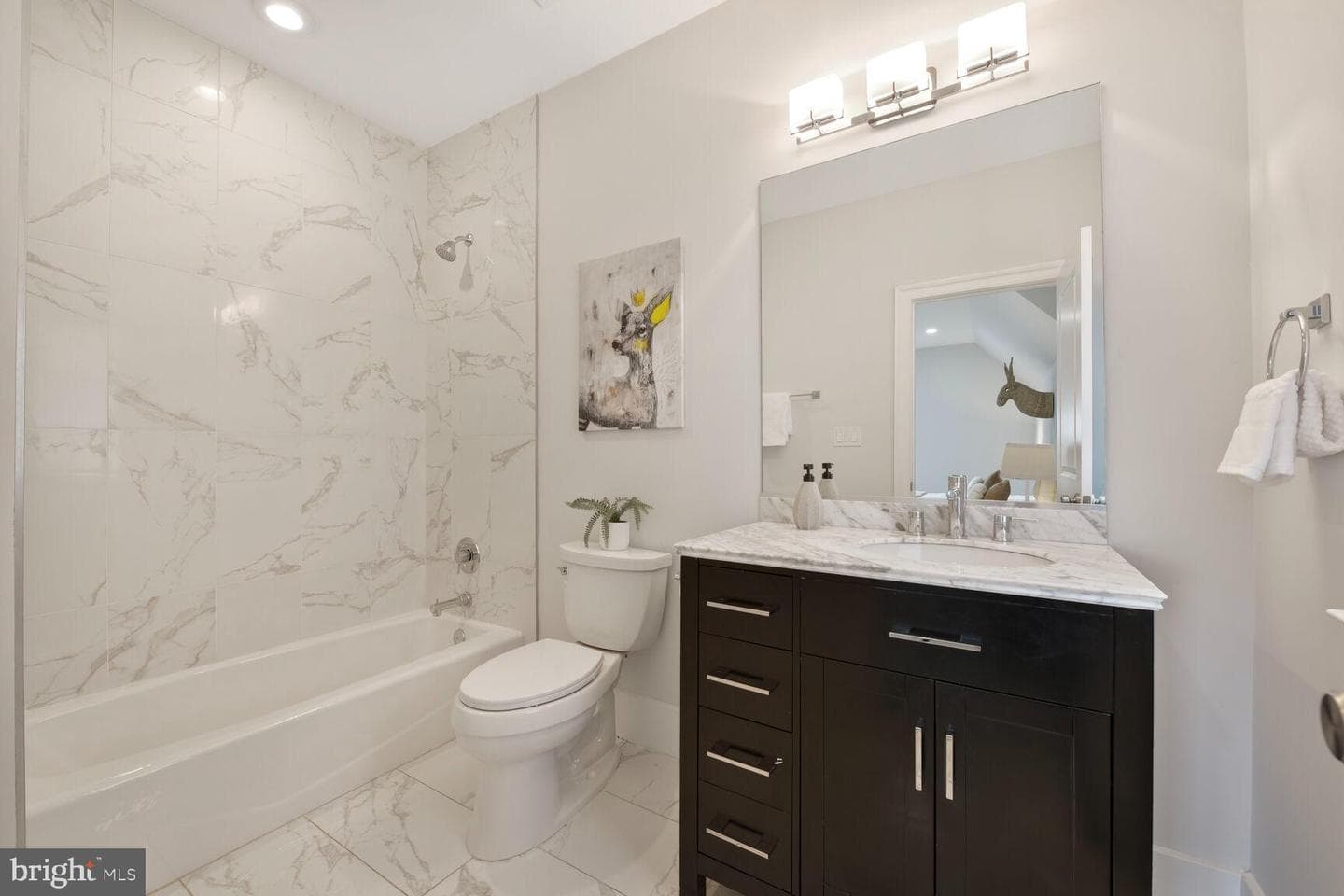 2311 N Albemarle Street photo 31