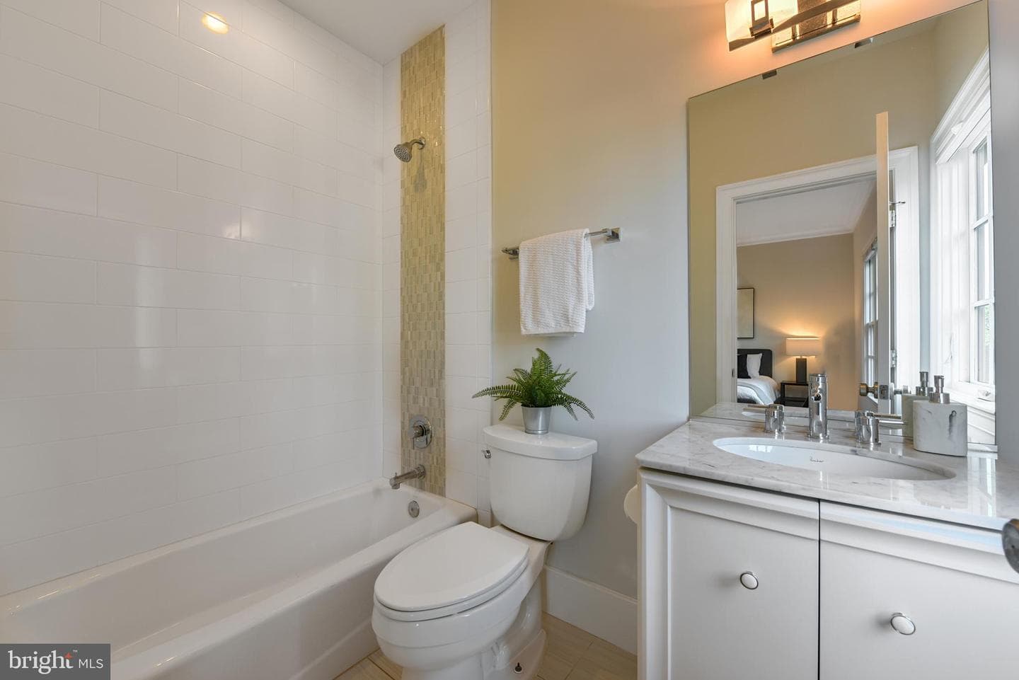 2311 N Albemarle Street photo 32