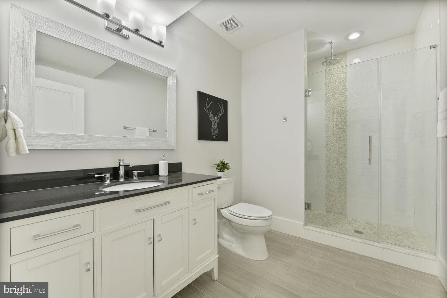 2311 N Albemarle Street photo 41