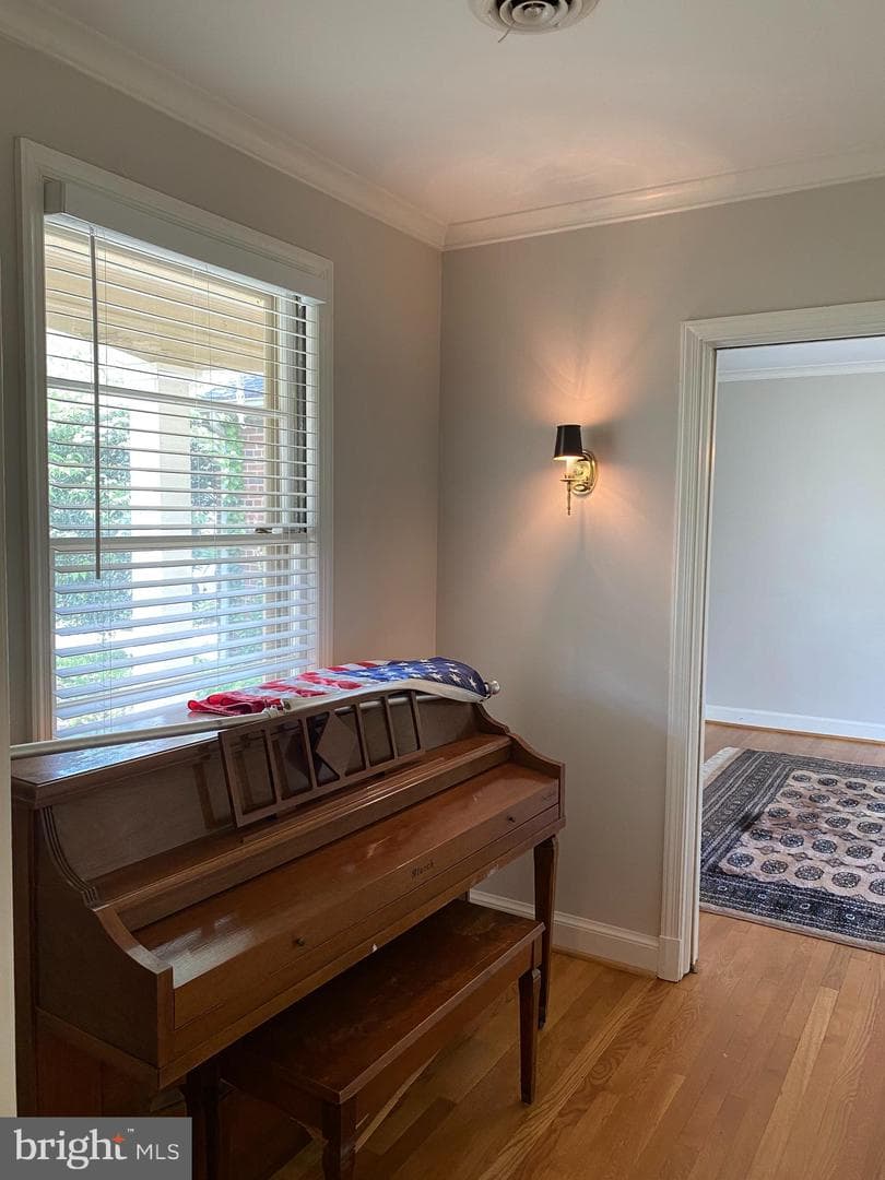 609 29th Street S photo 10